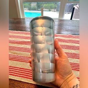 ⭐️Starbucks⭐️ RARE Silver Wave Tumbler - Cold Cup Only NWT